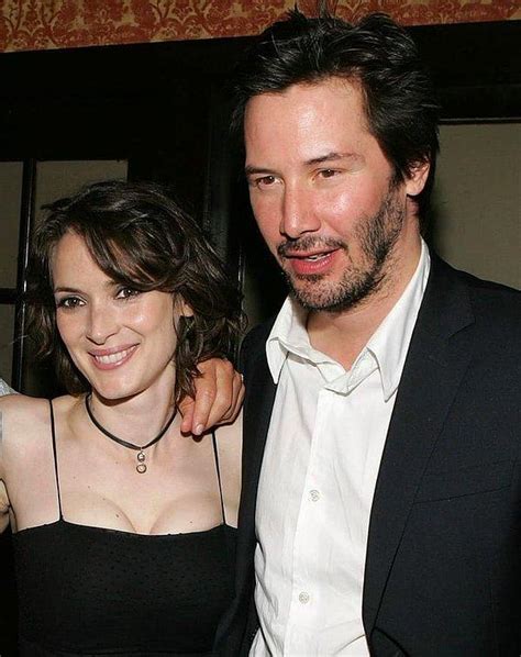 K­e­a­n­u­ ­R­e­e­v­e­s­ ­v­e­ ­W­i­n­o­n­a­ ­R­y­d­e­r­­ı­n­ ­G­ö­r­e­n­l­e­r­e­ ­­K­e­ş­k­e­ ­O­n­l­a­r­ı­n­ ­Y­e­r­i­n­d­e­ ­B­e­n­ ­O­l­s­a­y­d­ı­m­­ ­D­e­d­i­r­t­t­i­ğ­i­ ­1­6­ ­A­n­